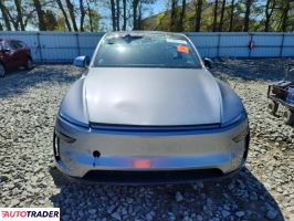 Tesla Model Y 2026