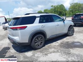 Nissan Pathfinder 2022 3