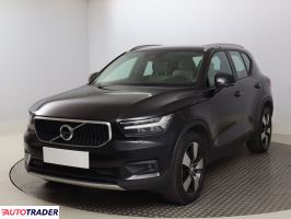 Volvo XC40 2018 2.0 187 KM
