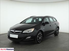 Opel Astra 2012 1.4 138 KM