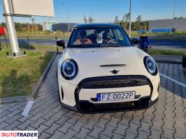 Mini Cooper S 2021 2.0 178 KM