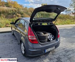 Hyundai i30 2009 1.6 126 KM