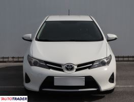 Toyota Auris 2014 1.4 88 KM