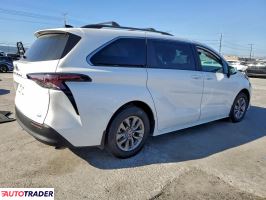 Toyota Sienna 2025 2