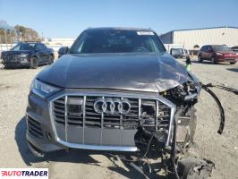 Audi Q7 2021 3