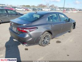 Toyota Camry 2024 2