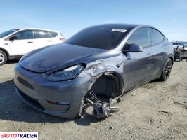 Tesla Model Y 2022 Tesla Model Y 2022