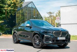 BMW X6 2022 4.4 530 KM