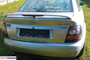 Audi A4 1996 1.6 102 KM Audi A4 1996 1.6 102 KM