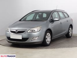 Opel Astra 2011 1.7 108 KM