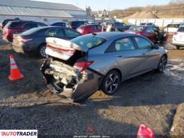 Hyundai Elantra 2023 2