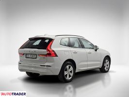 Volvo XC60 2021 2.0 197 KM