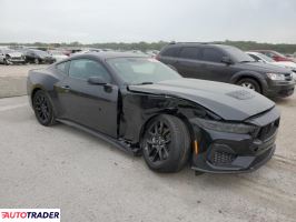 Ford Mustang 2025 5