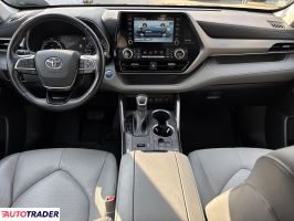 Toyota Highlander 2021 2.5 248 KM