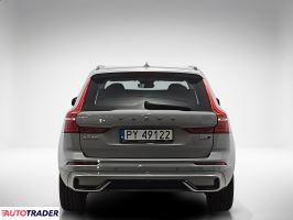 Volvo XC60 2023 2.0 250 KM