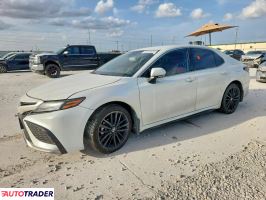 Toyota Camry - zobacz ofertę