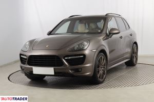 Porsche Cayenne 2013 4.8 414 KM Porsche Cayenne 2013 4.8 414 KM