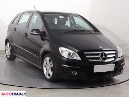 Mercedes B-klasa 2009 2.0 107 KM
