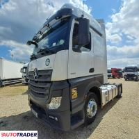 Mercedes Actros