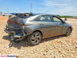 Hyundai Elantra 2025 1