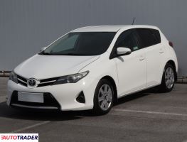 Toyota Auris 2014 1.4 88 KM