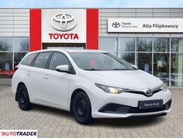 Toyota Auris 2017 1.4 90 KM