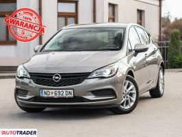 Opel Astra 2018 1.0 105 KM