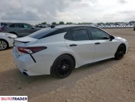 Toyota Camry 2021 3