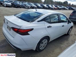 Nissan Versa 2020 1