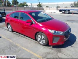 Hyundai IONIQ Hybrid 2019 1