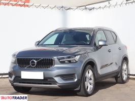 Volvo XC40 2019 2.0 147 KM