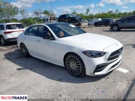 Mercedes 300 - zobacz ofertę