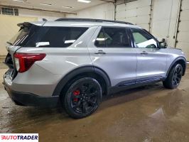 Ford Explorer 2021 3
