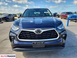 Toyota Highlander 2020 3