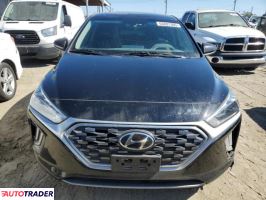 Hyundai IONIQ Hybrid 2020 1
