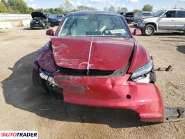 Tesla Model 3 2025