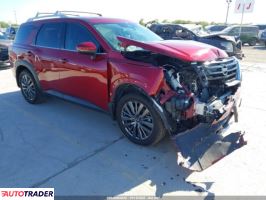 Nissan Pathfinder 2022 3