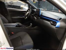 Toyota C-HR 2021 2 Toyota C-HR 2021 2