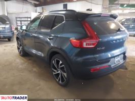 Volvo XC40 2022 2