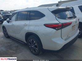 Toyota Highlander 2020 3