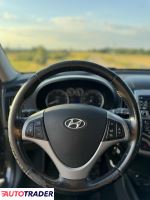 Hyundai i30 2011 1.6 90 KM