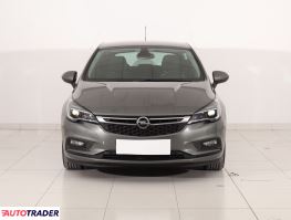 Opel Astra 2018 1.6 108 KM