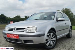 Volkswagen Golf 2001 1.6 105 KM