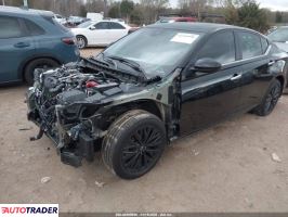 Nissan Altima 2025 2