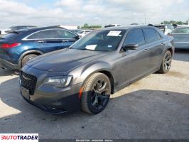 Chrysler 300C 2022 3