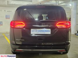 Chrysler Pacifica 2017 3.6 291 KM