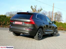 Volvo XC60 2017 2.0 235 KM