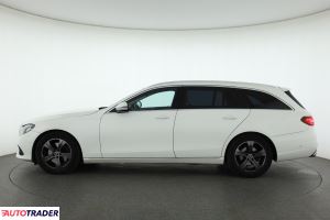 Mercedes E-klasa 2018 2.0 191 KM Mercedes E-klasa 2018 2.0 191 KM