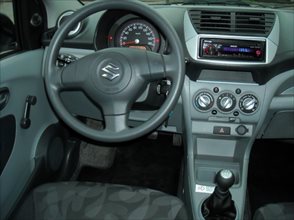 Suzuki Alto 2011 1 68 KM