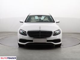 Mercedes E-klasa 2019 2.0 301 KM Mercedes E-klasa 2019 2.0 301 KM